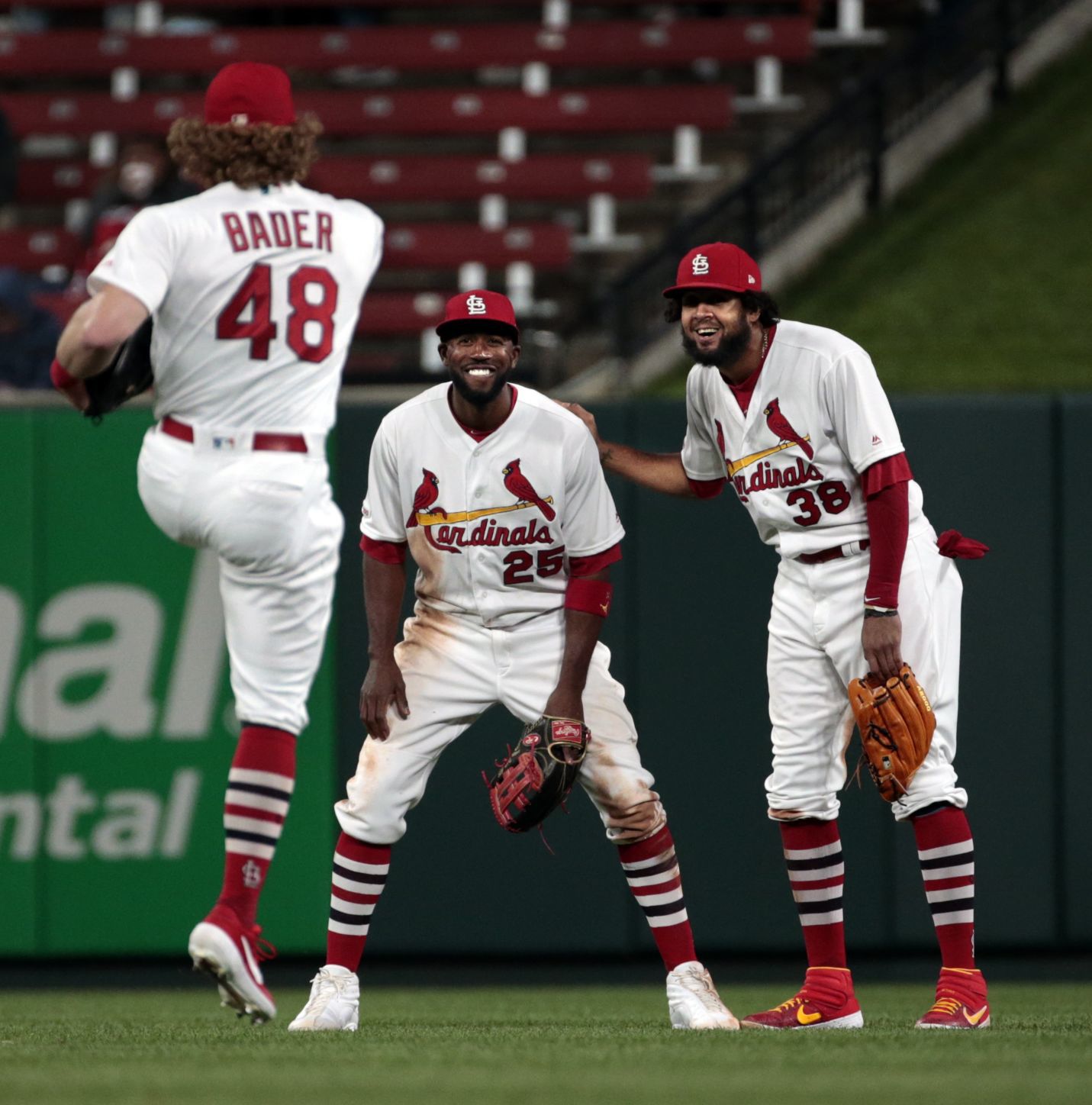 Cardinals open four games against Pirates